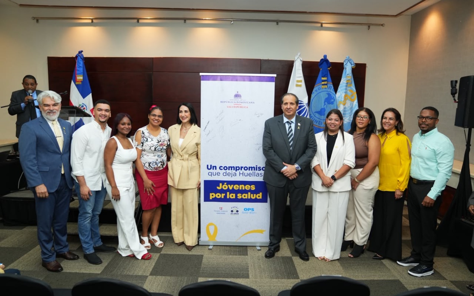 Ministerio de Salud promueve atención integral para niños, adolescentes y jóvenes sobrevivientes de cáncer infantil