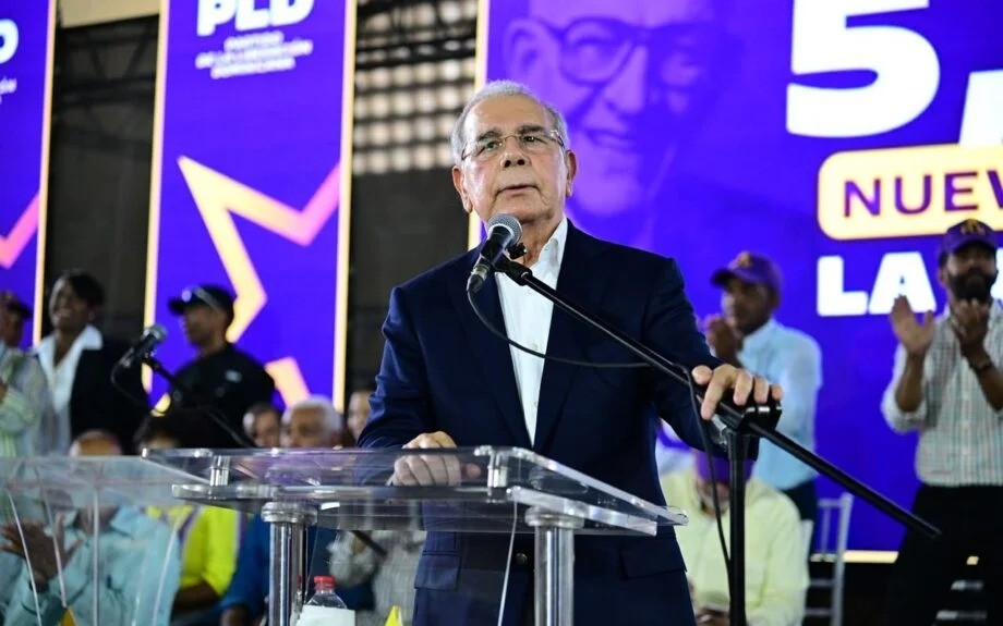 Danilo Medina afirma que 80 % de la población cree que el país va por el camino equivocado.