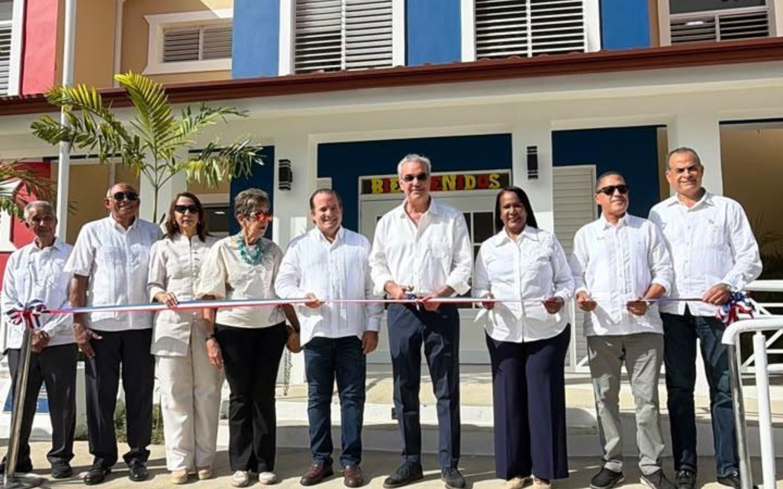 El presidente Luis Abinader y la directora ejecutiva del INAIPI, Xiomara Guante, inauguran el CAIPI ÁMBAR, en Puerto Plata