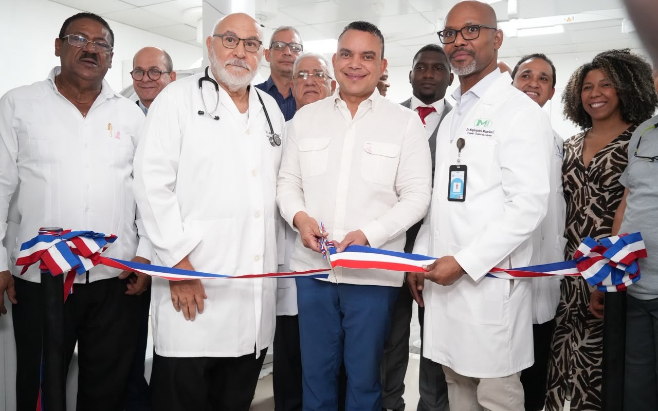 SNS inaugura moderna  Unidad de Hemodinamia en el Gautier en vísperas de su 75.º aniversario