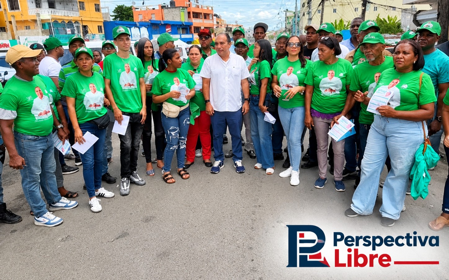 Víctor Pavón encabeza jornada de afiliación verde en Guaricanos Santo Domingo Norte.