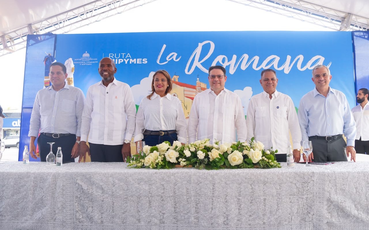 MICM inaugura la Ruta Mipymes en La Romana; Ministro Yayo Sanz Lovatón destaca financiamientos al sector