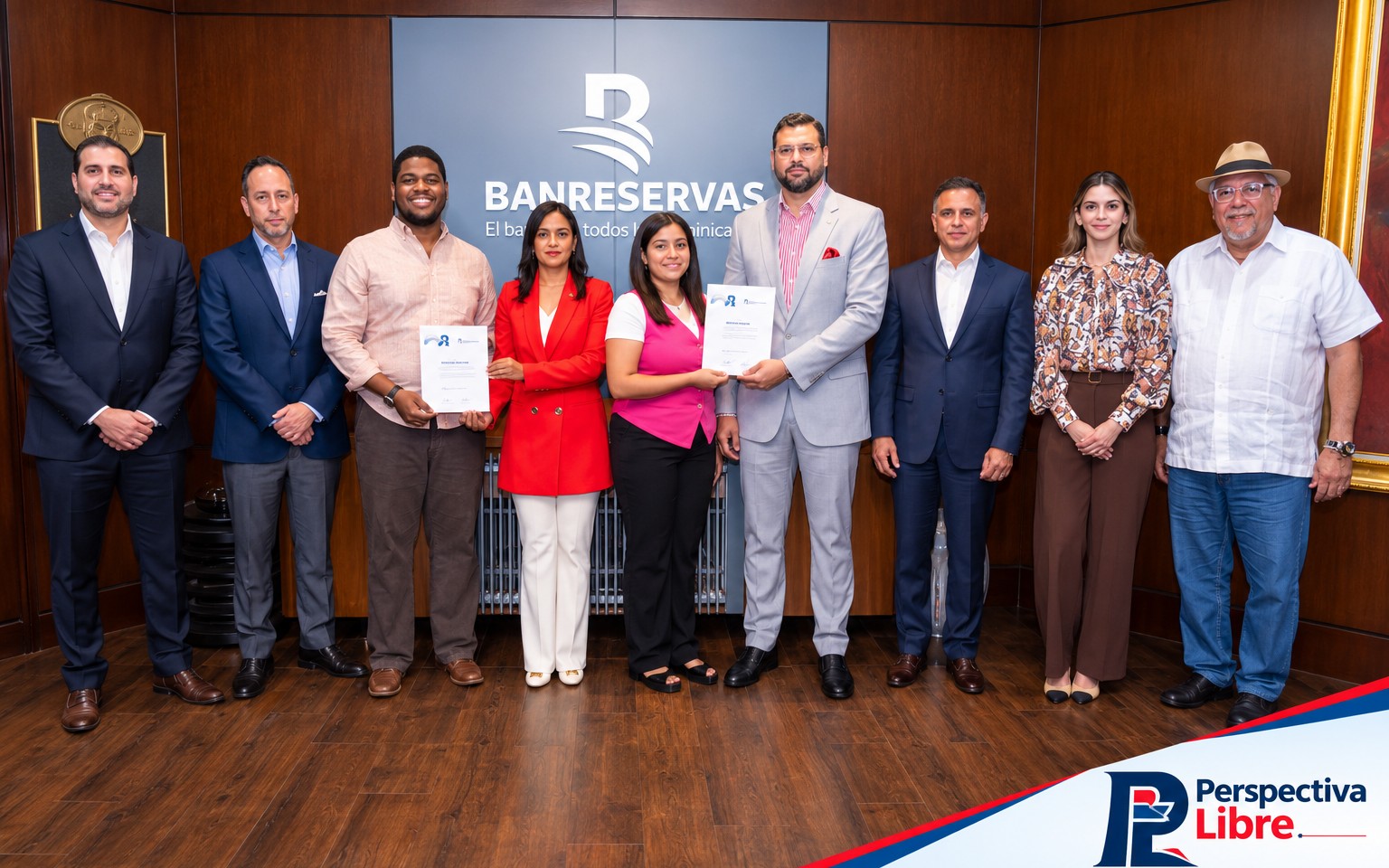 Banreservas entrega becas Creativos Globales para estudiar en Miami Ad School Punta Cana